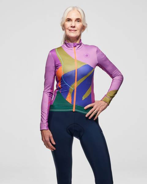 Model is wearing a size S long sleeve jersey